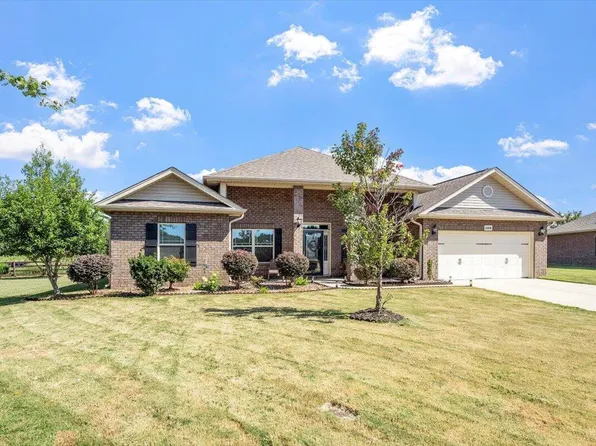 2408 Sandare Dr, Zebulon, NC 27597