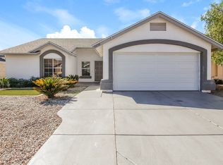 10235 W Medlock Dr, Glendale, AZ 85307