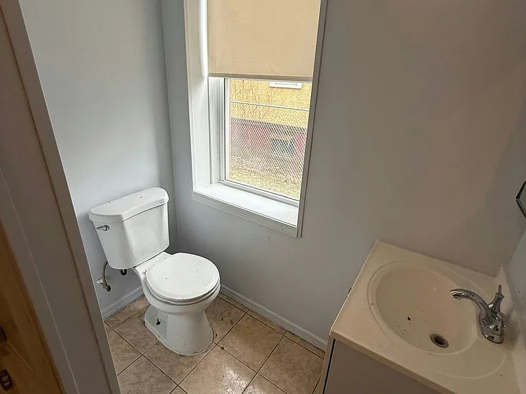 116 Fort Pleasant Ave #2L — Photo 2