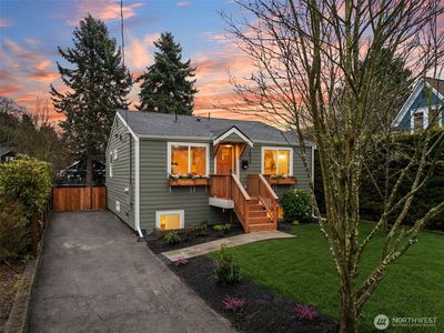 7536 13th Avenue NW, Seattle, WA, 98117