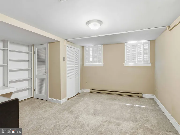 1435 Bolton St — Photo 13