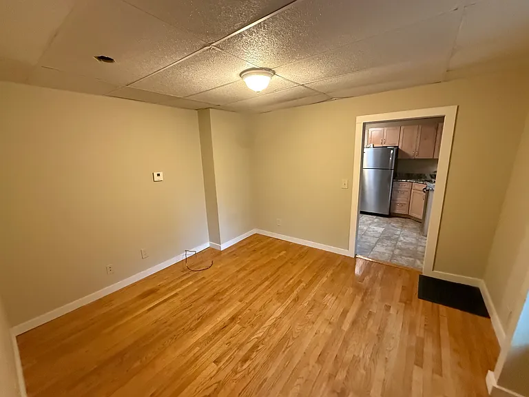 271 Spring St #7 — Photo 5