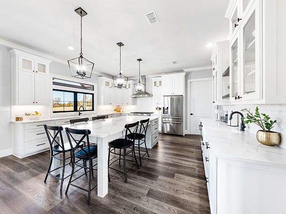 5th image of 2865 County Road 2310