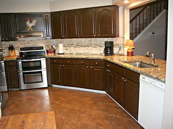 5th image of 329 Sea Gate Dr