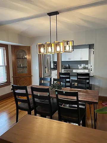 1565 Roycroft Ave — Photo 7