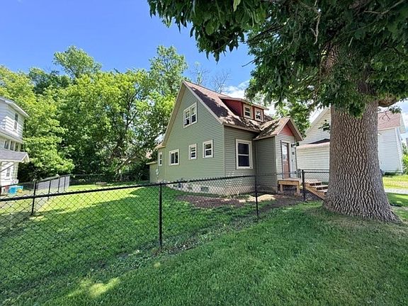 3rd image of 103 Hendricks St