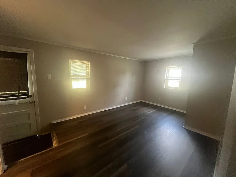 508 Wallace Rd — Photo 14