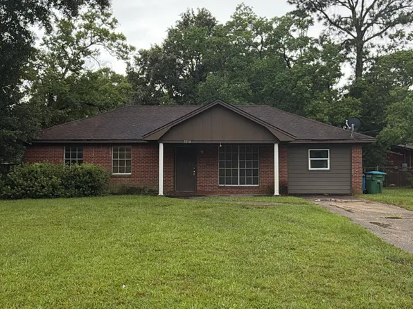 5210 Friar Tuck Ave, Pascagoula, MS 39581