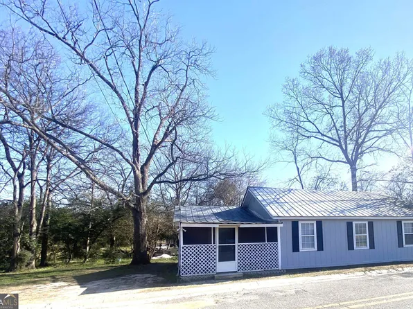 118 Wilmore St, Cochran, GA 31014