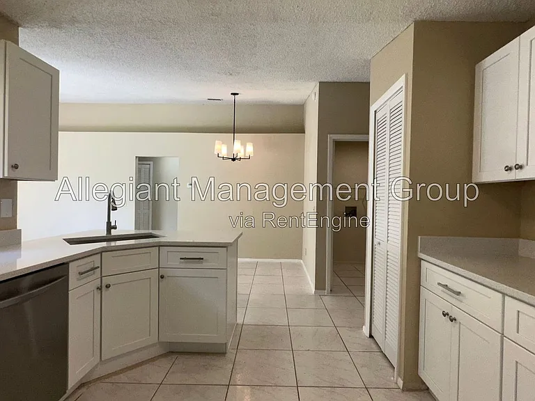 7107 Blair Dr — Photo 21