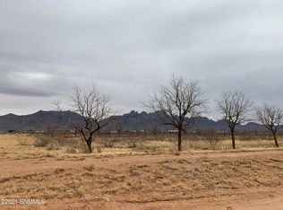 8114 Stanley Rd, Las Cruces, NM 88012