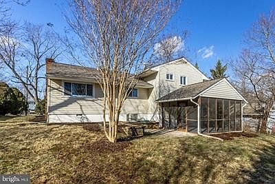 5th image of 5803 Harvey Pl