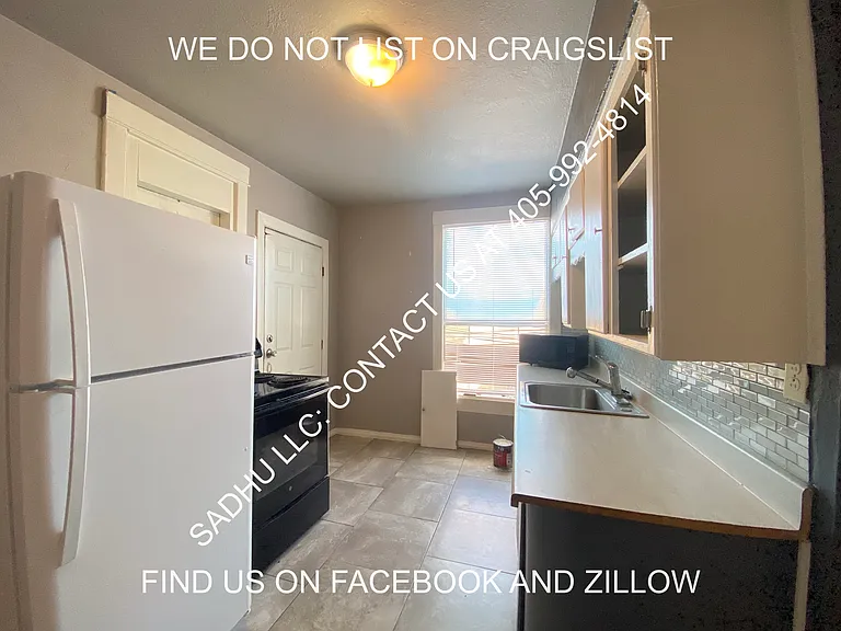 1815 W Park Pl #2 — Photo 7