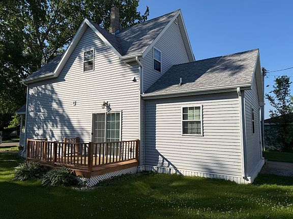 5th image of 912 Cedar Ave