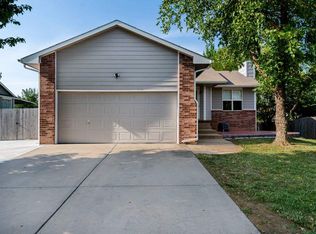 11807 W Ryan St, Wichita, KS 67205