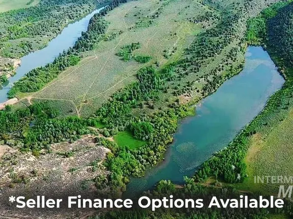 1555 Sadorus Hill Rd, Ashton, ID 83420