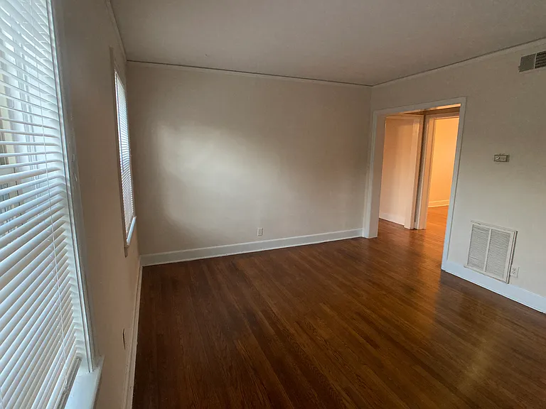 917 Oxmoor Rd #201 — Photo 45