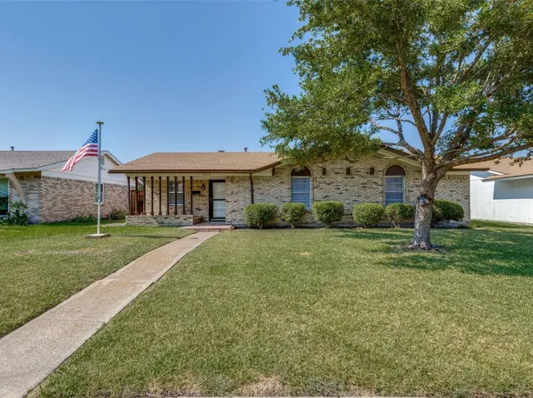 3615 Gray Dr, Mesquite, TX 75150
