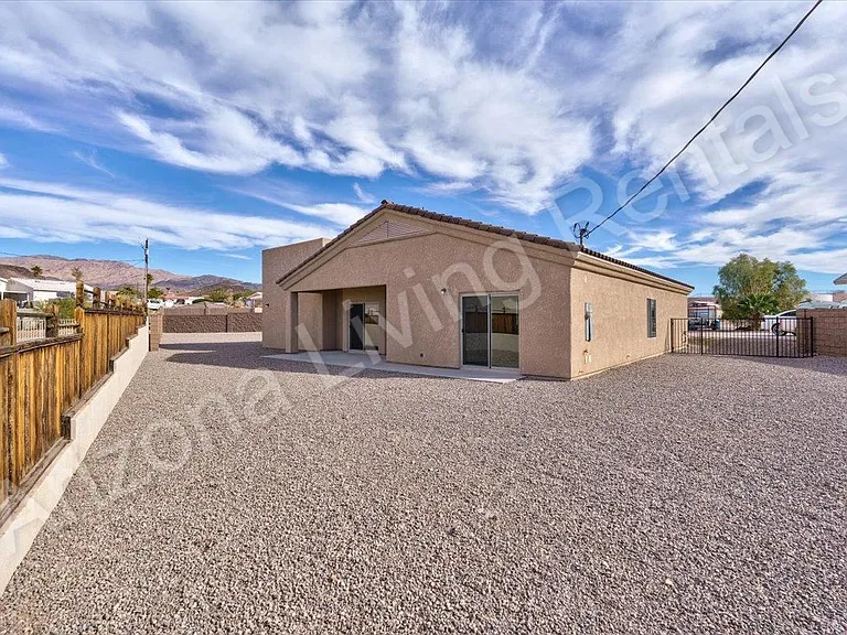 761 Chickasaw Ln — Photo 25