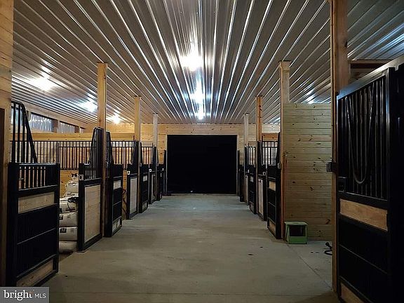 w/viewing rm,water,electric