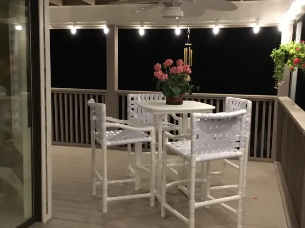 2567 Valley Rd, Navarre, FL 32566