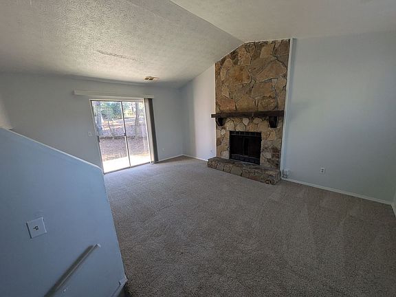 2nd image of 6176 Creekford Dr