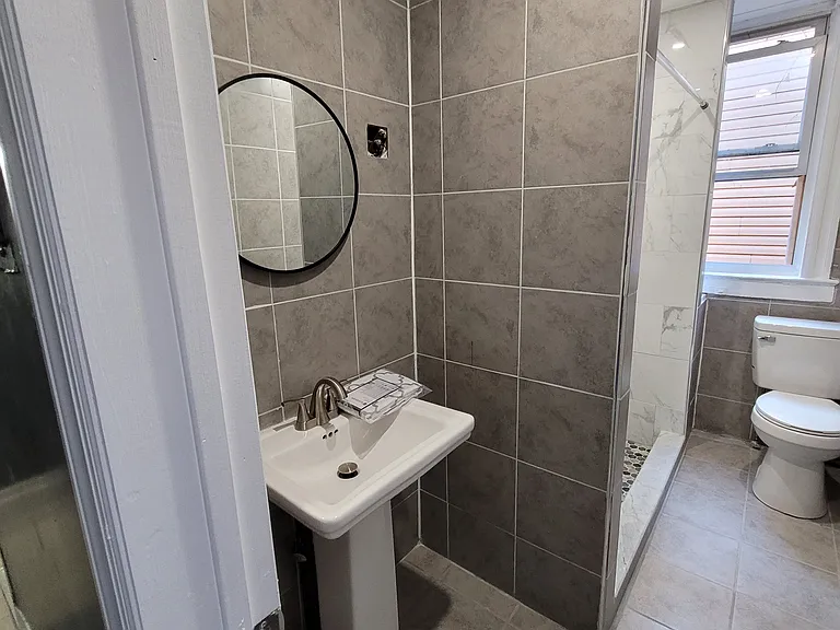1023 Magnolia Ave #7 — Photo 1
