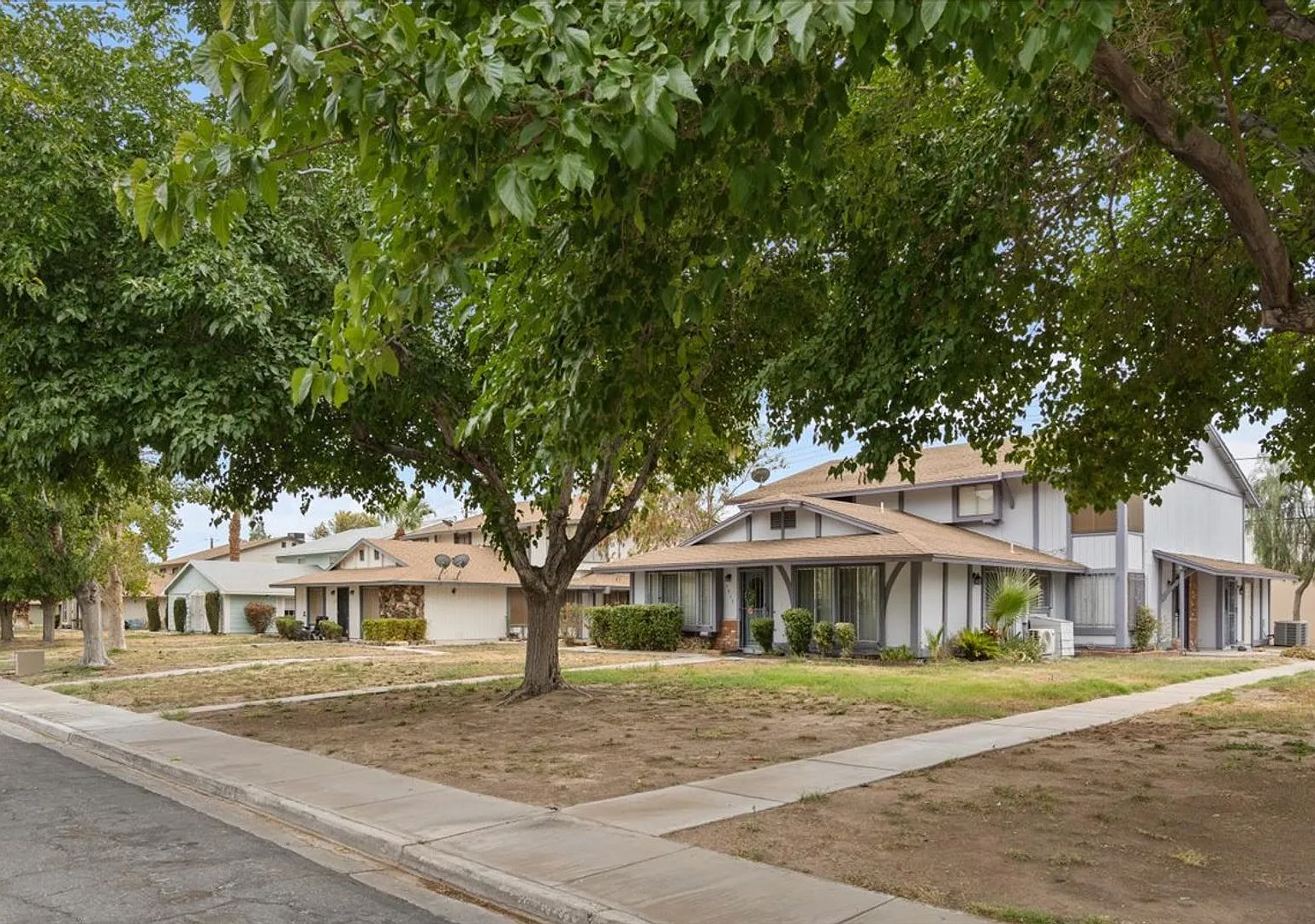 1417 Elizabeth Avenue #4, Las Vegas, NV 89119 — Photo 2