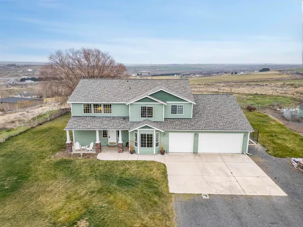 301 Summit Loop, Eltopia, WA 99330