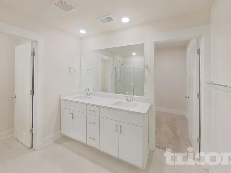308 Allenby Ln — Photo 8