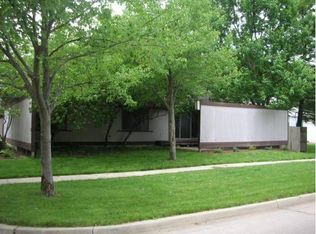 810 Sunset Dr APT 1, Urbana, IL