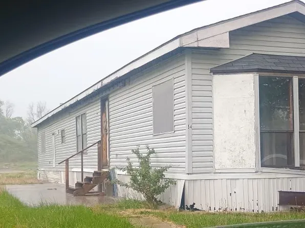 16584 N State Highway 37 #5, Mount Vernon, IL 62864