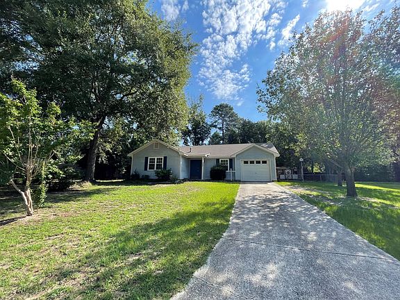 2nd image of 105 W Lynne Drive