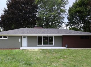 8410 Harding St, Taylor, MI 48180