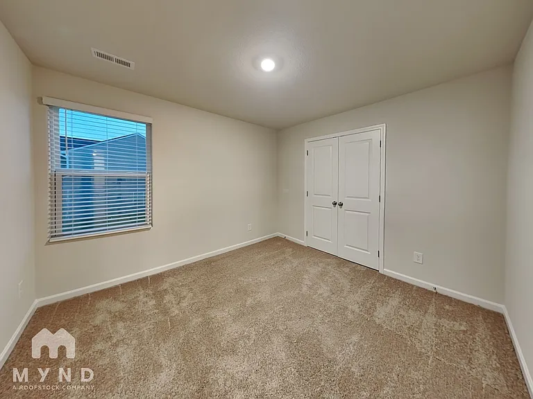 40 Royal Meadow Dr — Photo 20