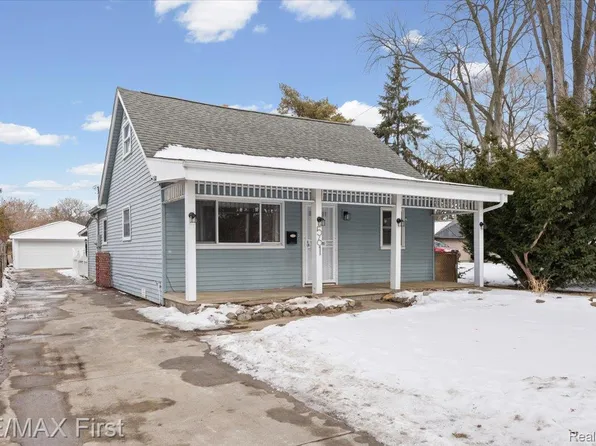 561 Andresen Ct, Hazel Park, MI 48030