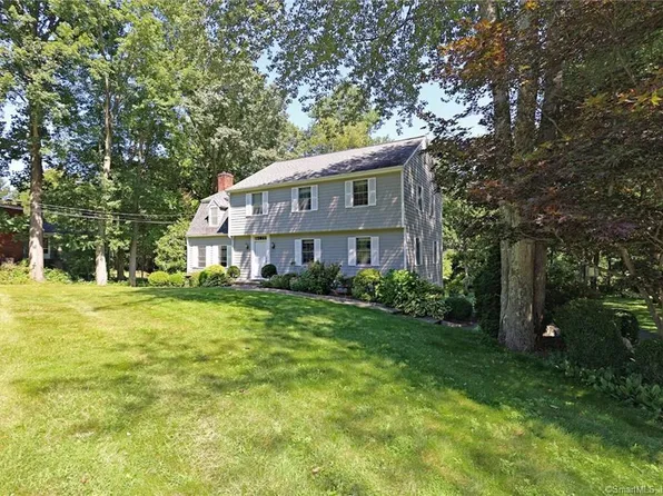 64 Sterling Road, Trumbull, CT 06611