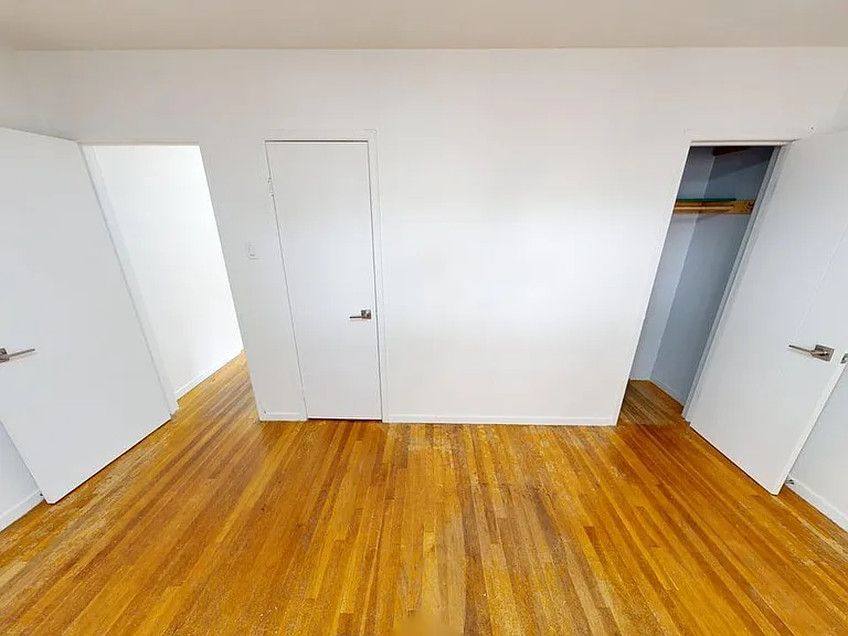 1143 Queen St #32 — Photo 18