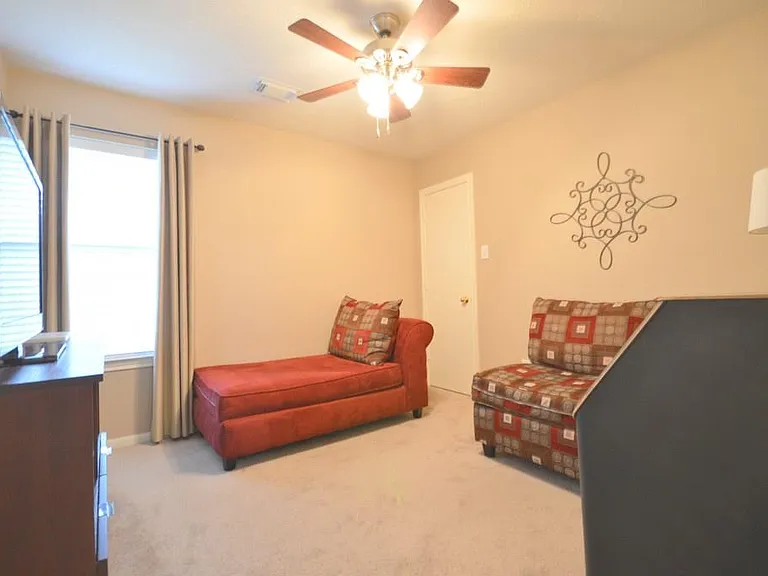 2627 Spring Dusk Ln — Photo 14