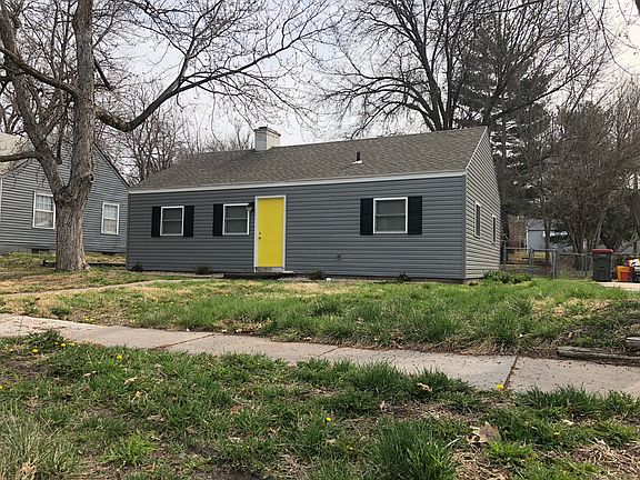 2nd image of 1830 S Cotner Blvd