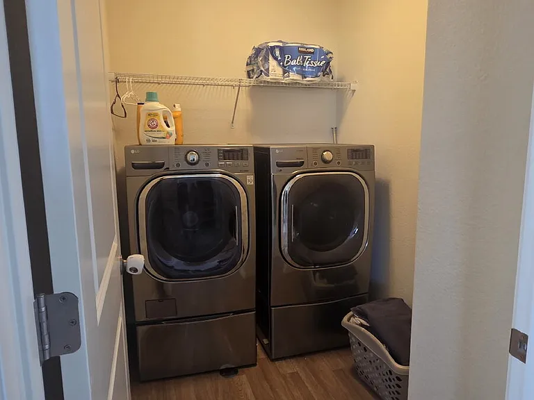 8543 Handey Ct — Photo 12