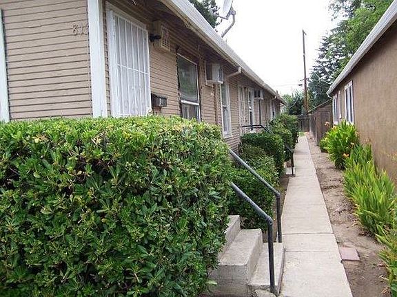 3rd image of 813 S Sacramento St APT 3
