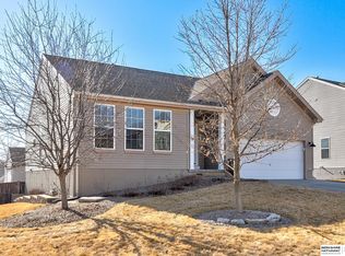 8711 S 163rd St, Omaha, NE 68136