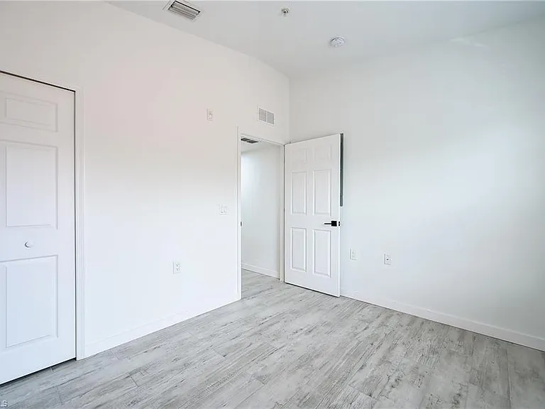 26700 Rosewood Pointe Dr #201 — Photo 20