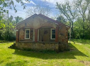 1006 N Cherry St, Harrison, AR 72601