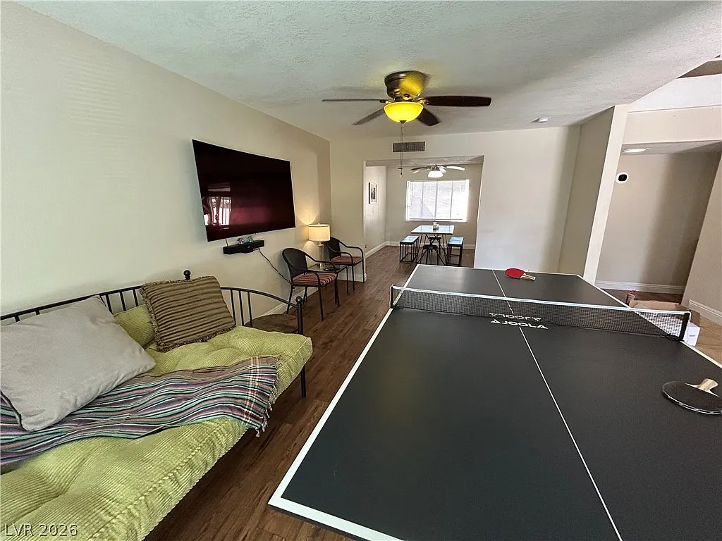 4 bed, 2226 sqft, $2,399 — Photo 1
