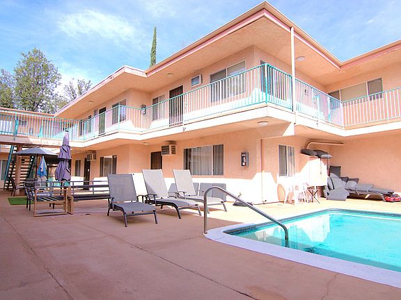 3rd image of 6520 Shirley Ave Unit 9
