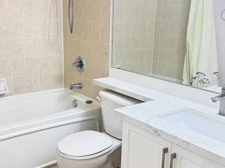 1 Elm Dr W #312 — Photo 10