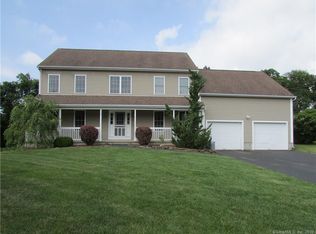 48 Hilltop Rd, East Haven, CT 06513