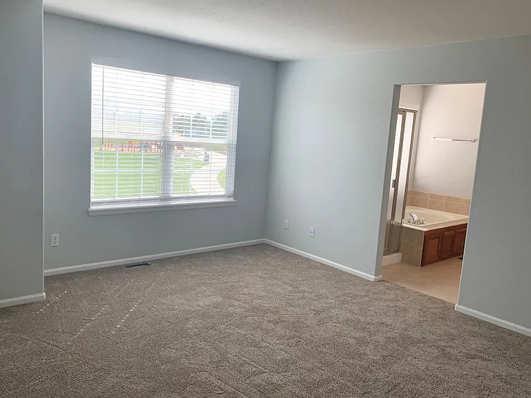 9277 Melborne Ct — Photo 15